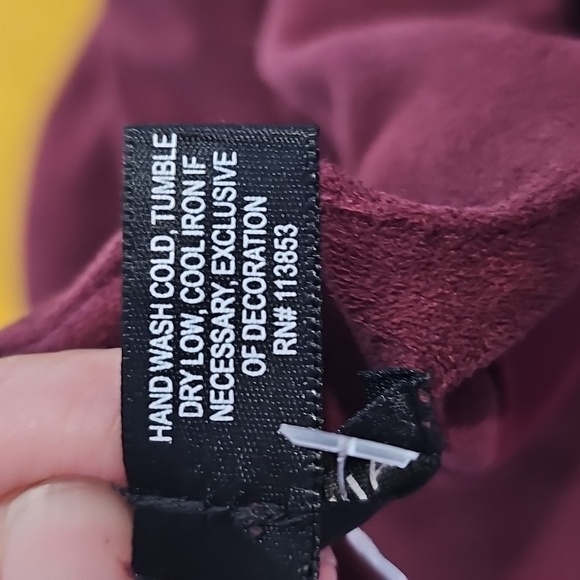 AQUA Burgundy Faux Suede Asymmetrical A-LINE Mini Dress Sz M NWOT MSRP $78 - Picture 9 of 9